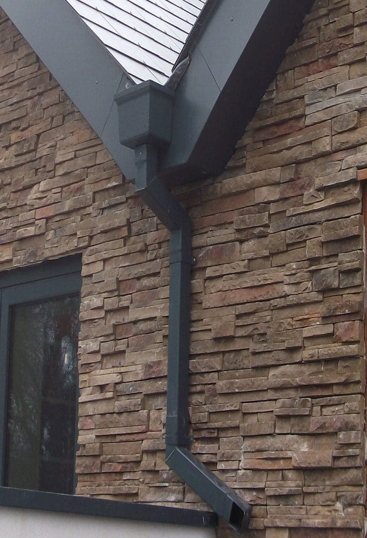 Swaged collar downpipe extruded aluminium traditional building solutions